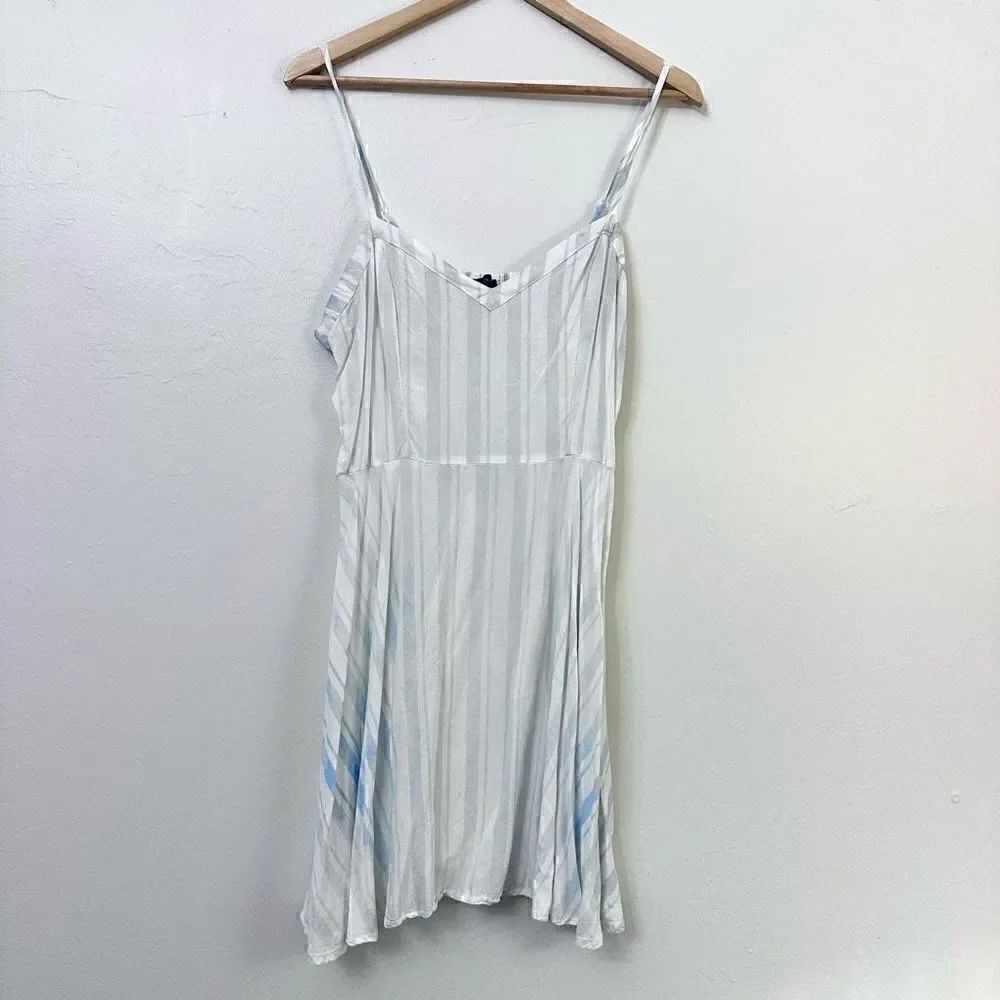 Cotton On Sleeveless V Neck Striped Smocked Back Mini Dress Light Blue Size XL